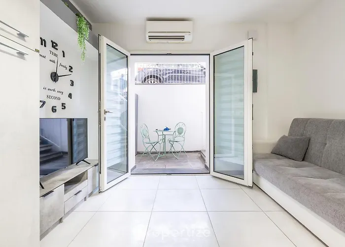 Urban 7 By Propertize * Cagliari