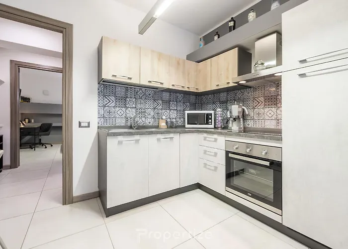 Urban 7 By Propertize דירה קליארי